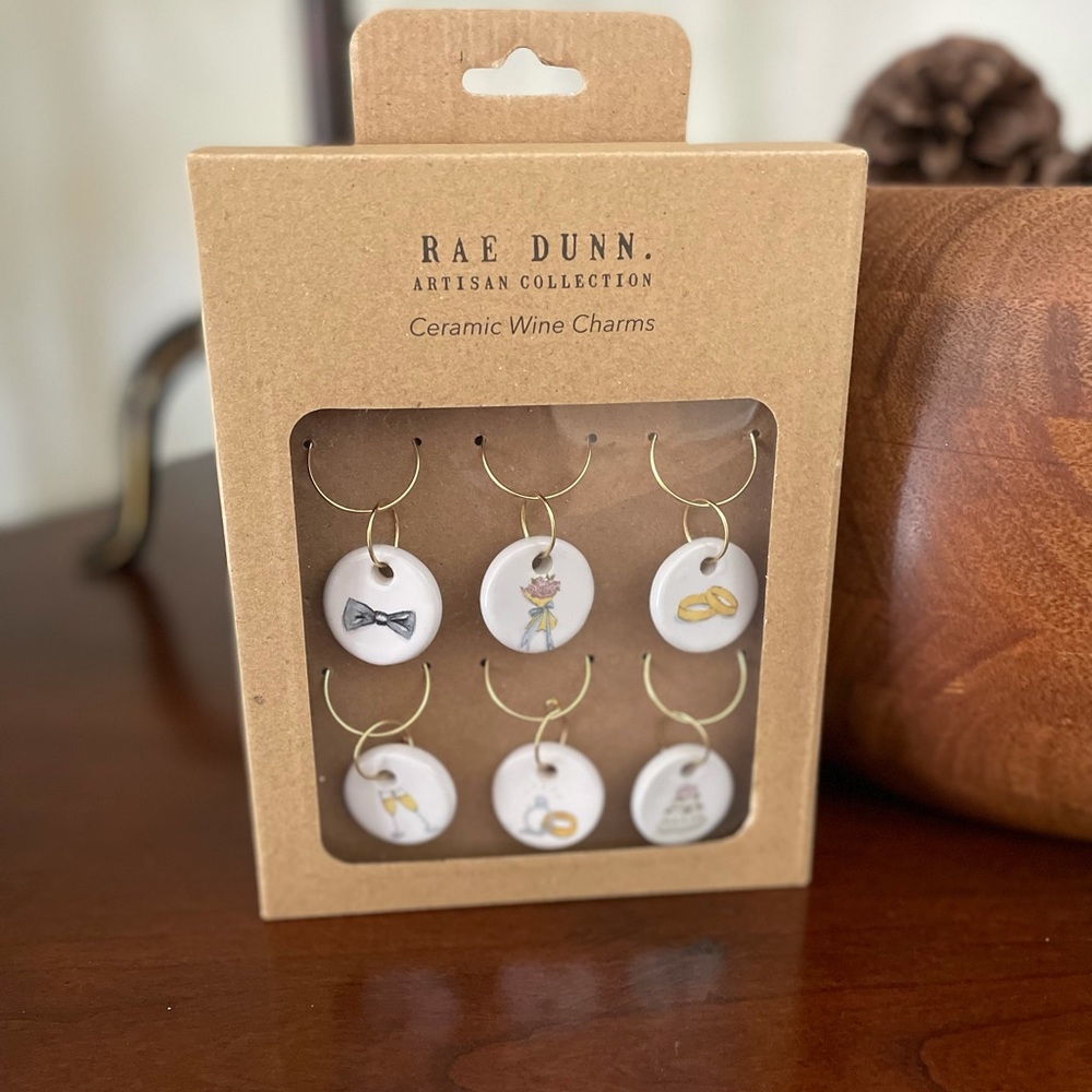 🌈 Rae Dunn box set of 6 ceramic wine glass charms 🌈